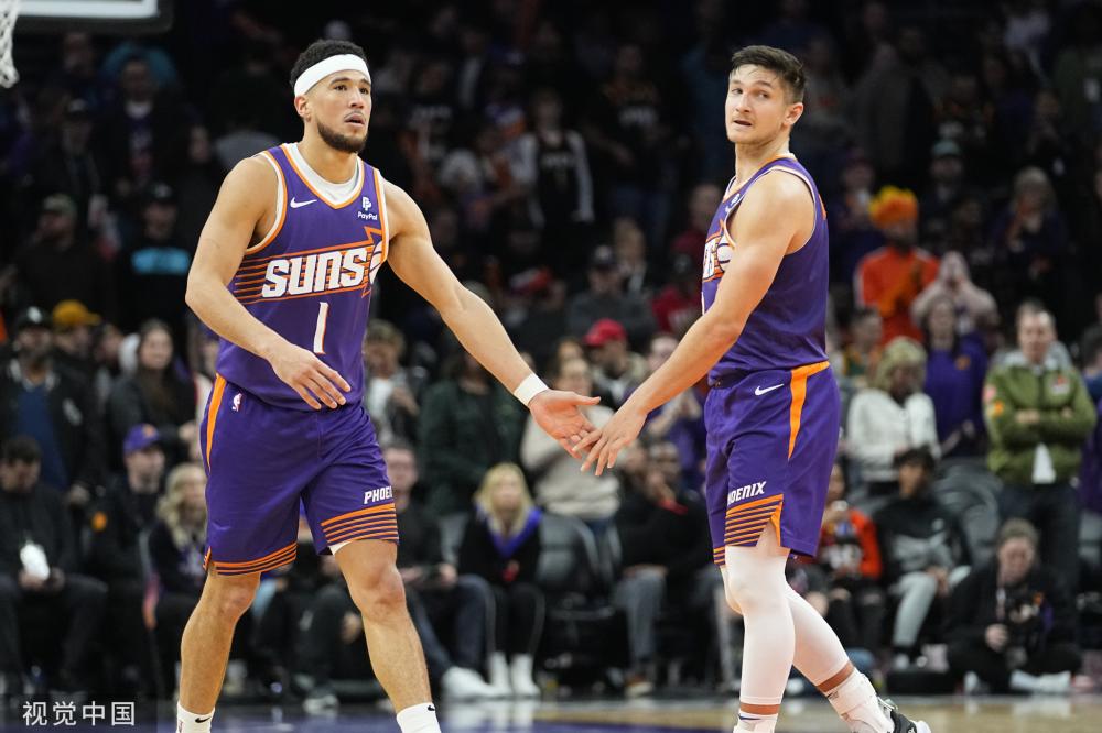 队里奥阿维 队里奥阿维