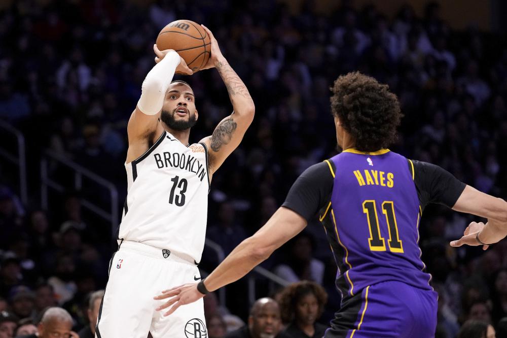 尔展现出了 尔展现出了