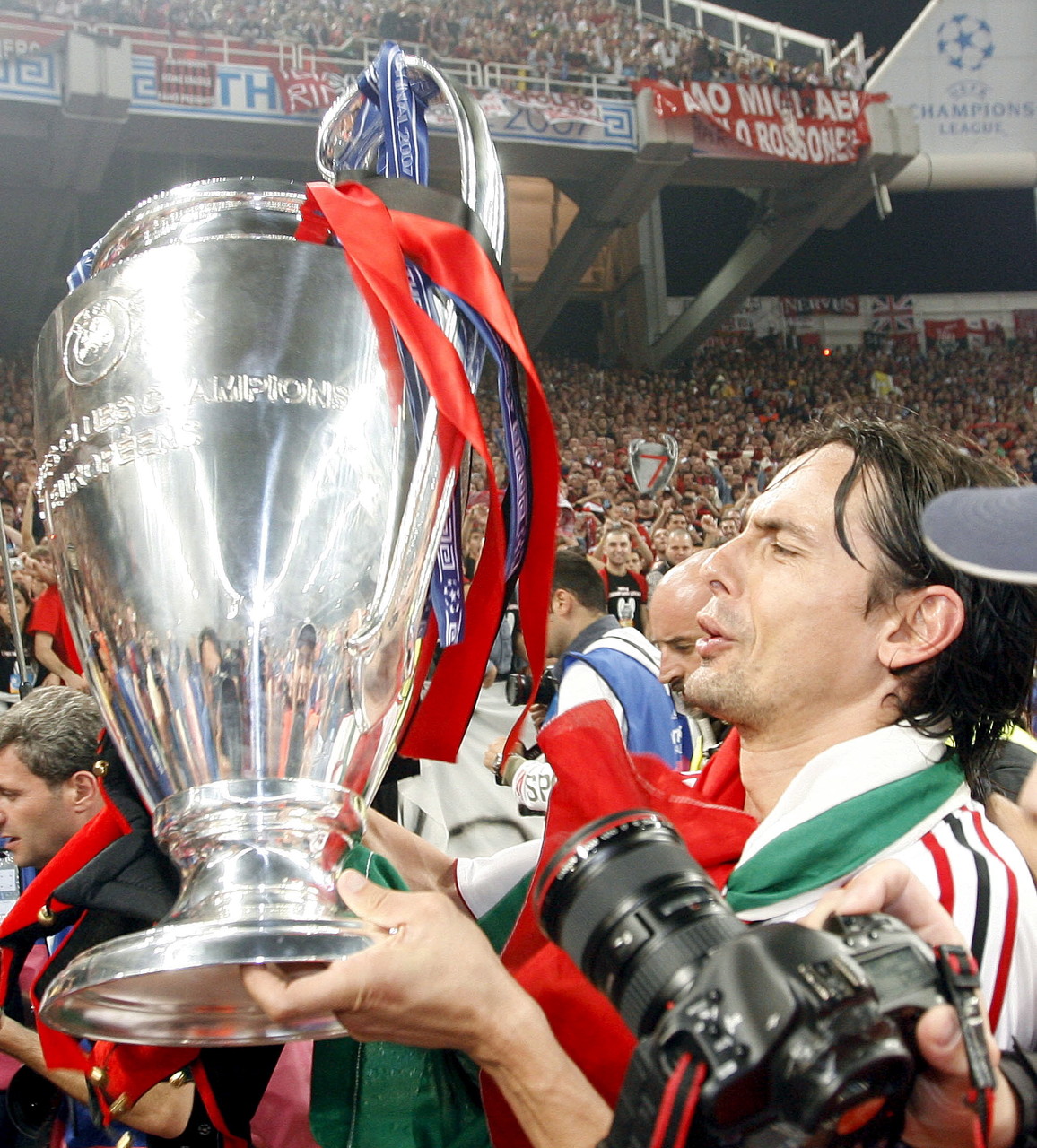 及加强团队 及加强团队