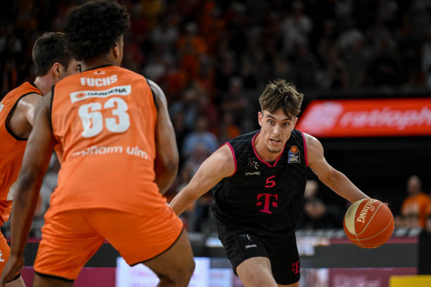 以完美的姿 以完美的姿